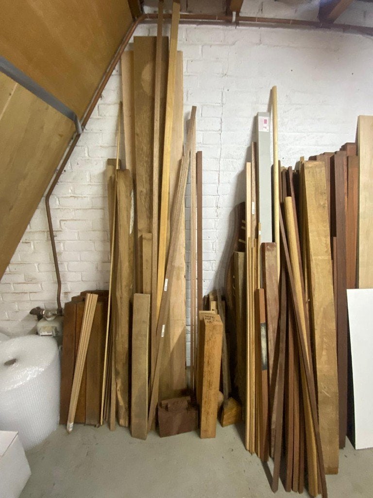 Grote partij (hard)hout  – Eiken, Merbau, Kersen, Azobé e.a., Doe-het-zelf en Verbouw, Hout en Planken, Ophalen, Minder dan 25 mm
