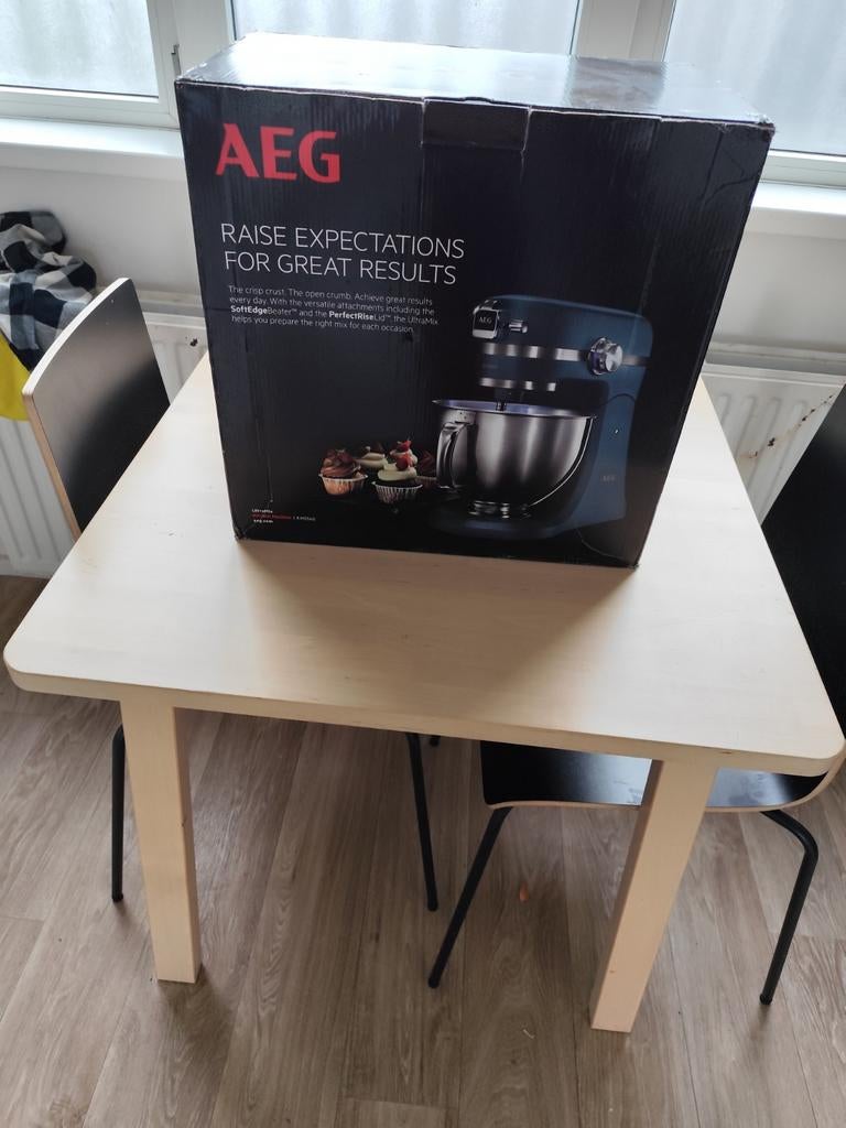 AEG Keukenmachine - Nieuw in doos, 4 liter of meer, Nieuw, 3 snelheden of meer, Ophalen of Verzenden