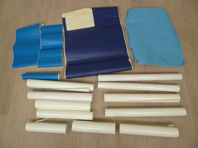 Plakplastic: wit, lichtblauw en donkerblauw. Diverse maten., Ophalen of Verzenden, Zo goed als nieuw, Zelfklevend, Knutselmateriaal