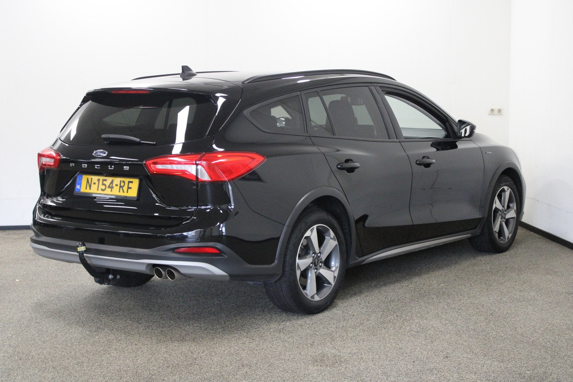 Foto 2 van Ford FOCUS Wagon 1.0 EcoBoost Titanium X Business (bj 2021)