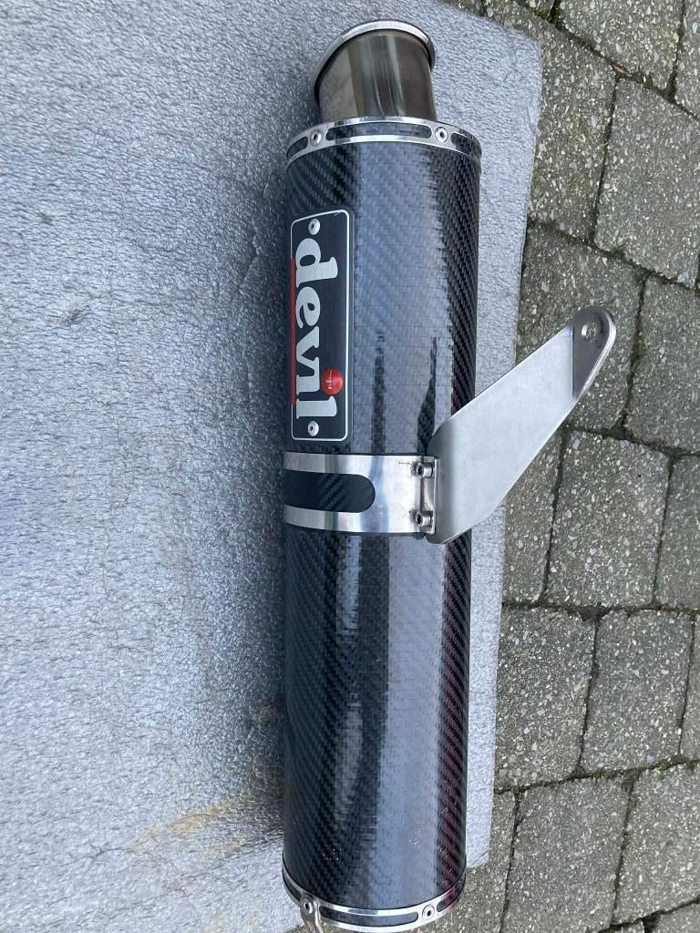 Devil uitlaat Honda CBR900RR gevraagd, Ophalen