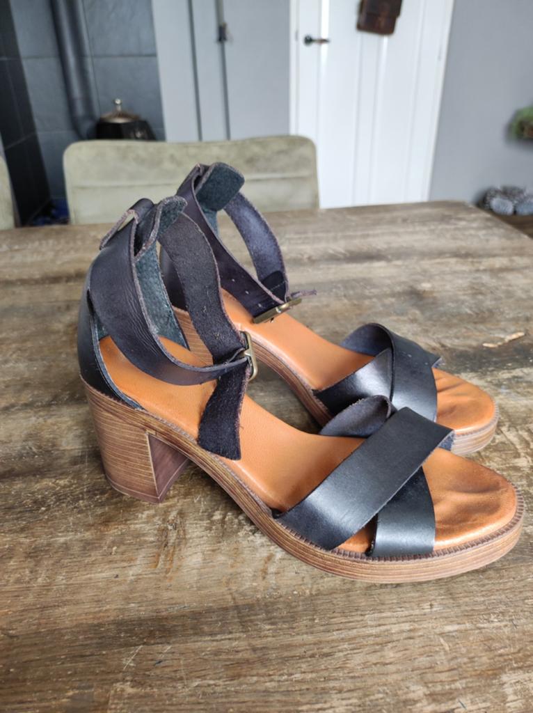RED RAG sandalen maat 38 zwart zgan, Ophalen of Verzenden, Zo goed als nieuw, Zwart, Sandalen of Muiltjes
