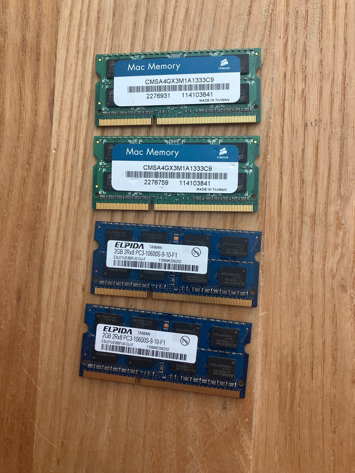 4x 2GB DDR3 RAM Geheugen (2x Corsair, 2x Elpida), Computers en Software, RAM geheugen, Gebruikt, Laptop, 8 GB, DDR3, Ophalen of Verzenden