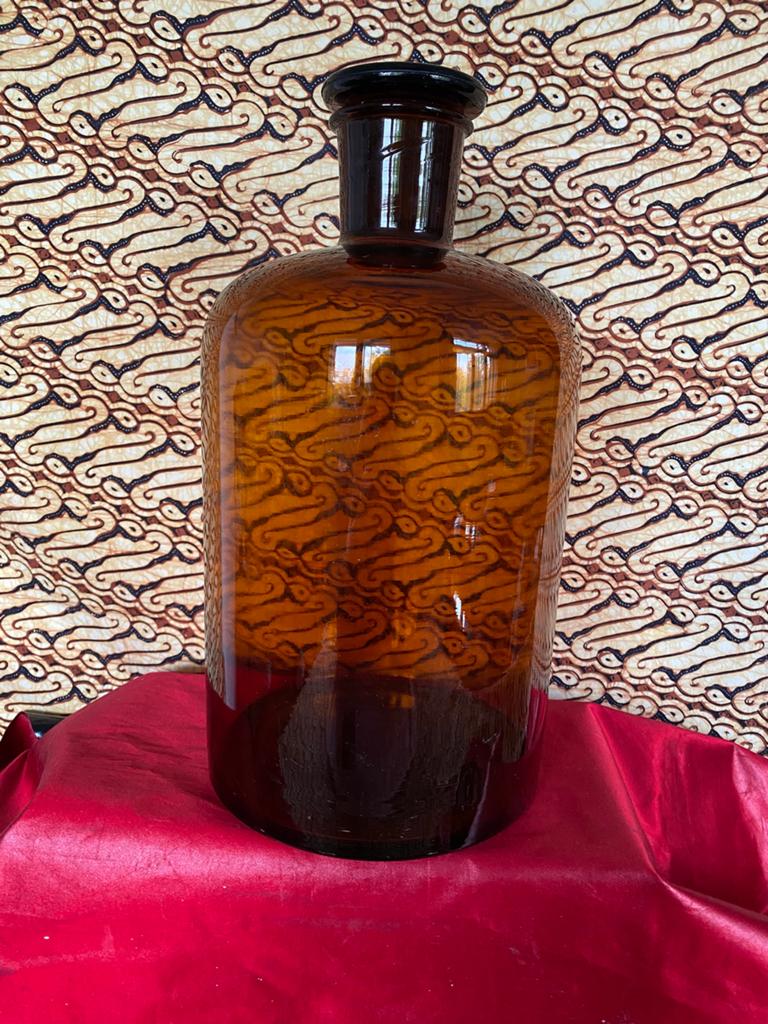 ZEER GROTE APOTHEKERSFLES (34cm) MET GESLEPEN STOP., Antiek en Kunst, Antiek | Glas en Kristal, Ophalen of Verzenden