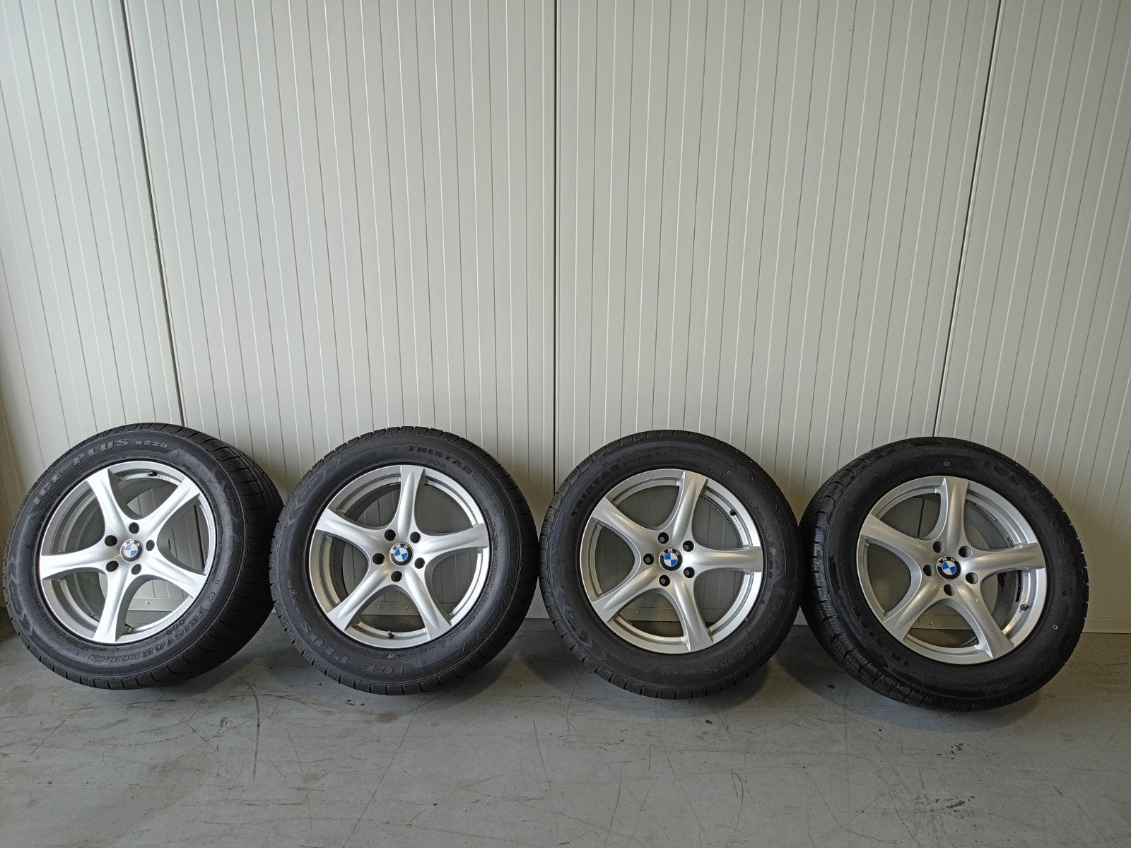 Bmw X5 X6 E53 E70 F15 velgen met winterbanden zgan 02-2026!!, Auto-onderdelen, Ophalen, 18 inch, Gebruikt, 255 mm