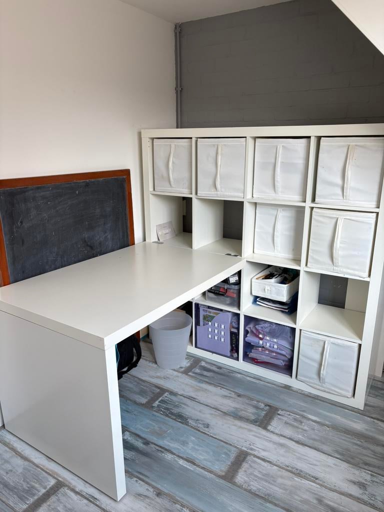 Kallax kast met bureaublad, Huis en Inrichting, Kasten | Boekenkasten, Ophalen, 50 tot 100 cm, Zo goed als nieuw, Minder dan 100 cm