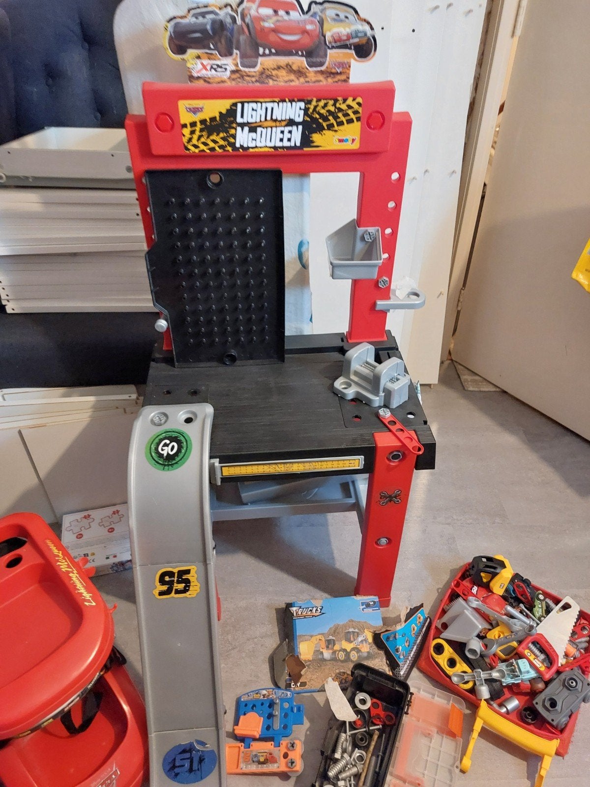 Cars werkbank met toebehoren, Ophalen