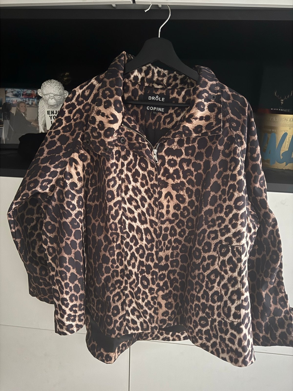 Drôle de Copine zomerjas luipaard print cape model one size, Kleding | Dames, Ophalen, Zo goed als nieuw