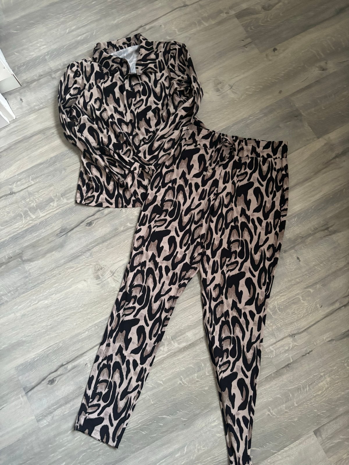 Zoso Beau Chantal Leopard Print Set - Maat M, Ophalen of Verzenden, Zo goed als nieuw, Maat 38/40 (M), Meerkleurig