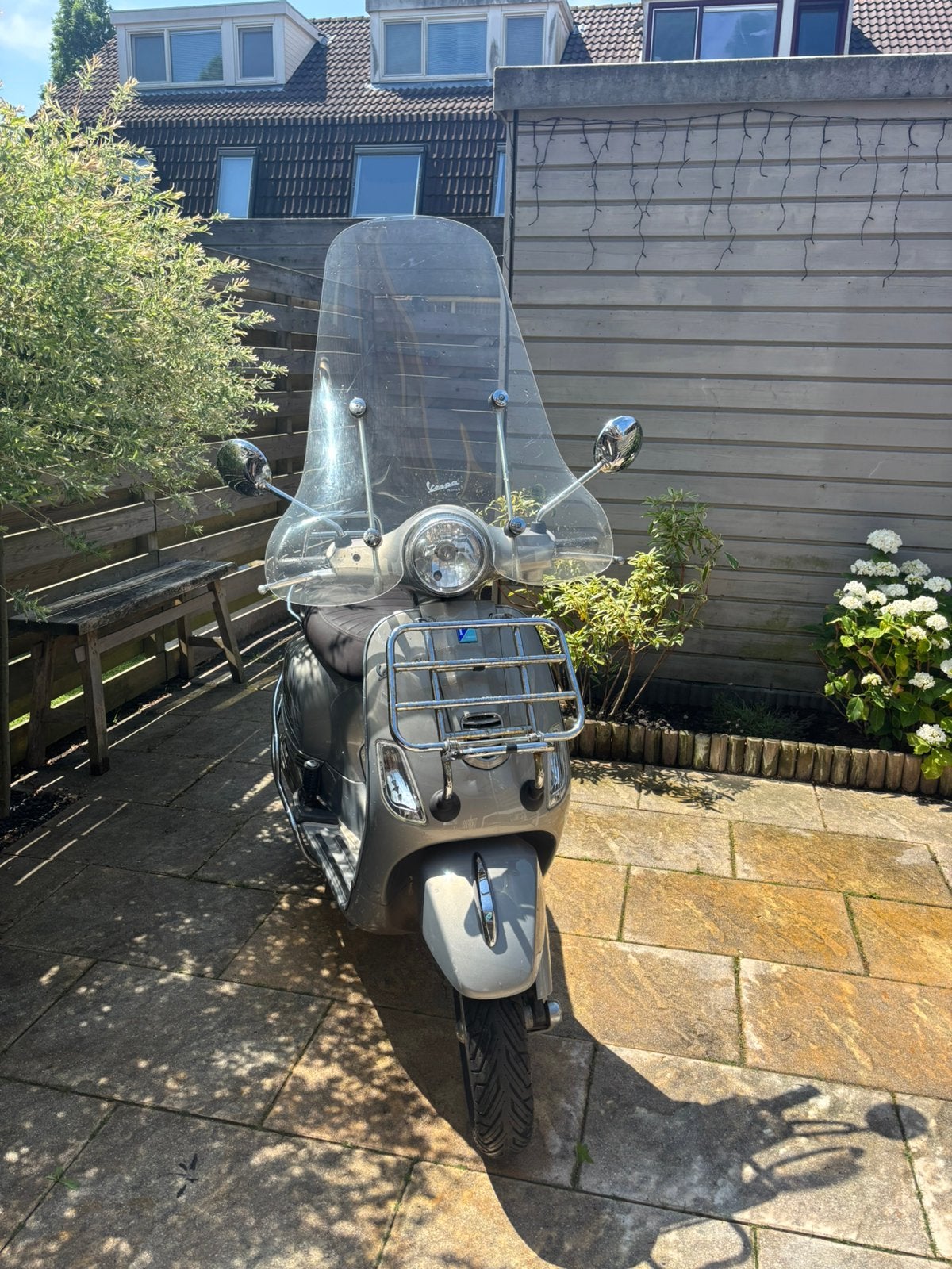 Vespa LX50 zilver, Ophalen, Gebruikt, Benzine, Vespa