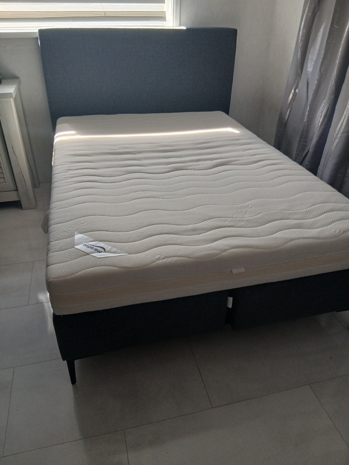 boxspring te koop, Tweepersoons, Zo goed als nieuw, 200 cm, 140 cm
