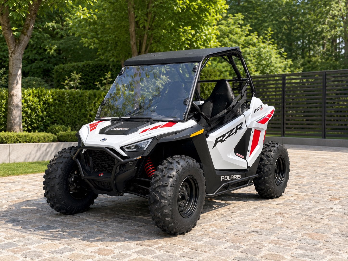 Polaris RZR 200 Buggy Nieuw met Voorruit en Dak, Motoren, Quads en Trikes, 1 cilinder, 11 kW of minder