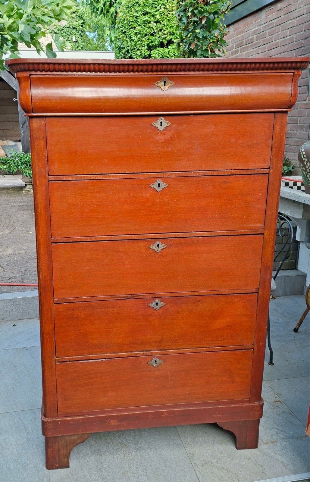 Mooie ladekast chiffonniere, Ophalen