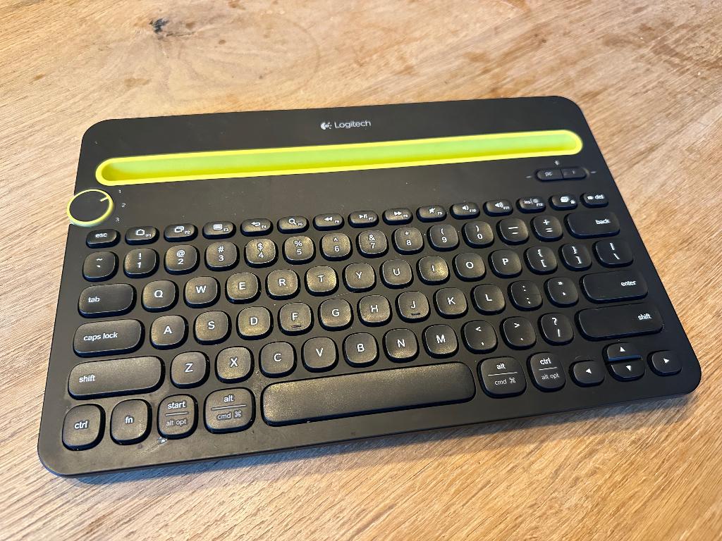 Logitech K480 bluetooth toetsenbord voor computer/tablets, Computers en Software, Toetsenborden, Ophalen, Multimediatoetsen, Logitech