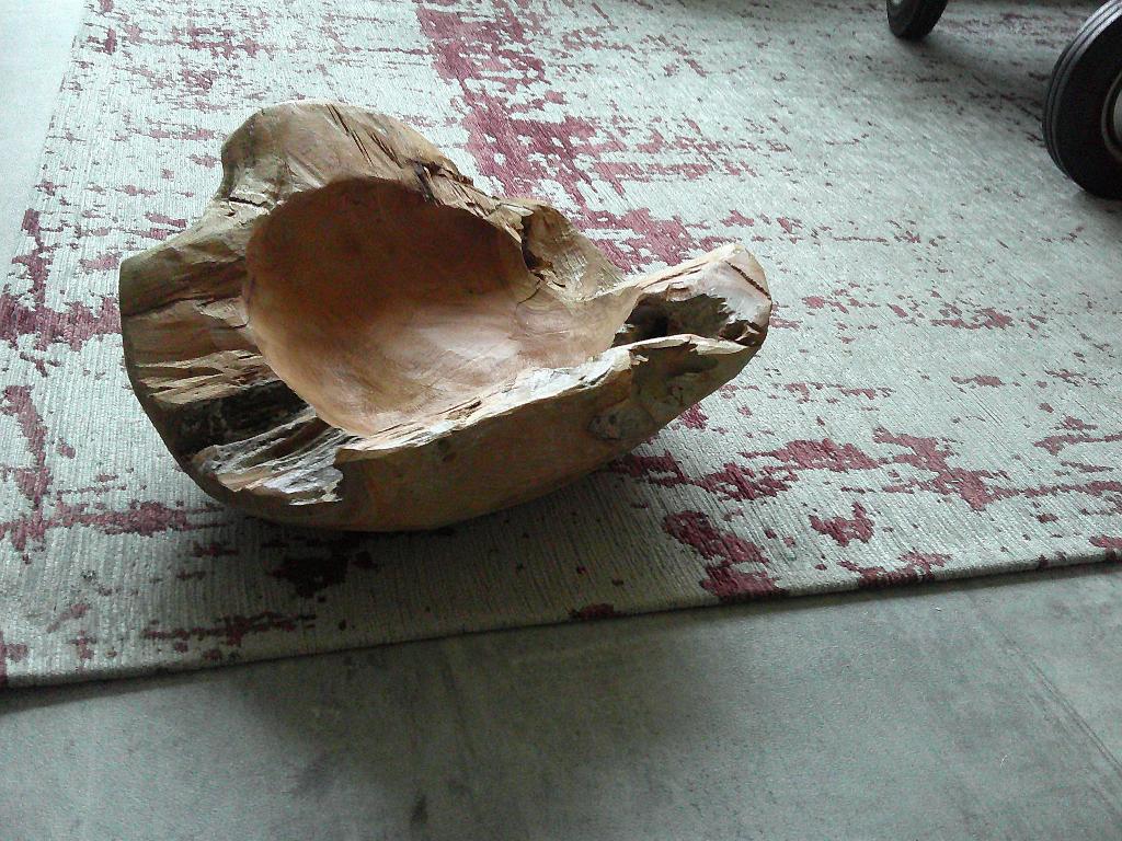 Robuuste houten schaal Rond ongeveer 30 CM, Huis en Inrichting, Ophalen, Gebruikt, Rond, Hout