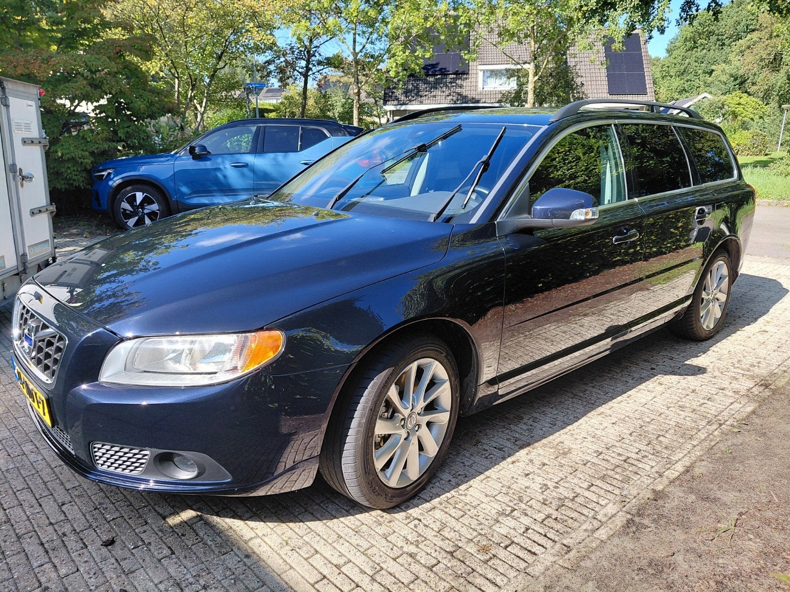 Volvo V70 2.0 T AUT 2010 Blauw, 1800 kg, 4 cilinders, Blauw, Stationwagon