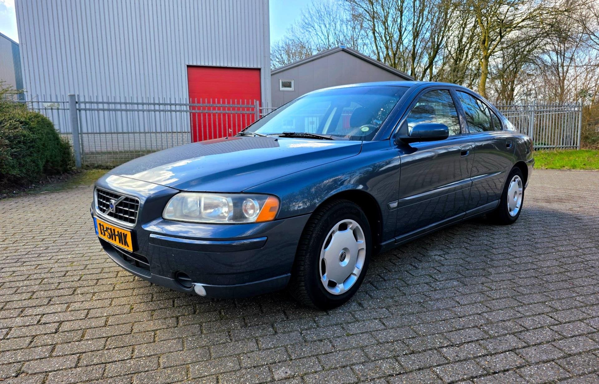 Volvo S60 2.4, Auto's, Volvo, Voorwielaandrijving, Stof, Gebruikt, Zwart