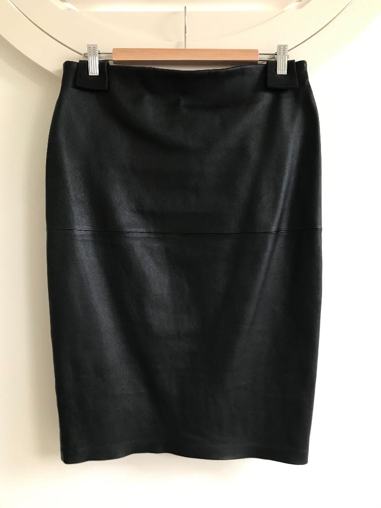 By Malene Birger, lederen rok L/40 (als nieuw), Kleding | Dames, Maat 38/40 (M), Verzenden, Zwart, Zo goed als nieuw