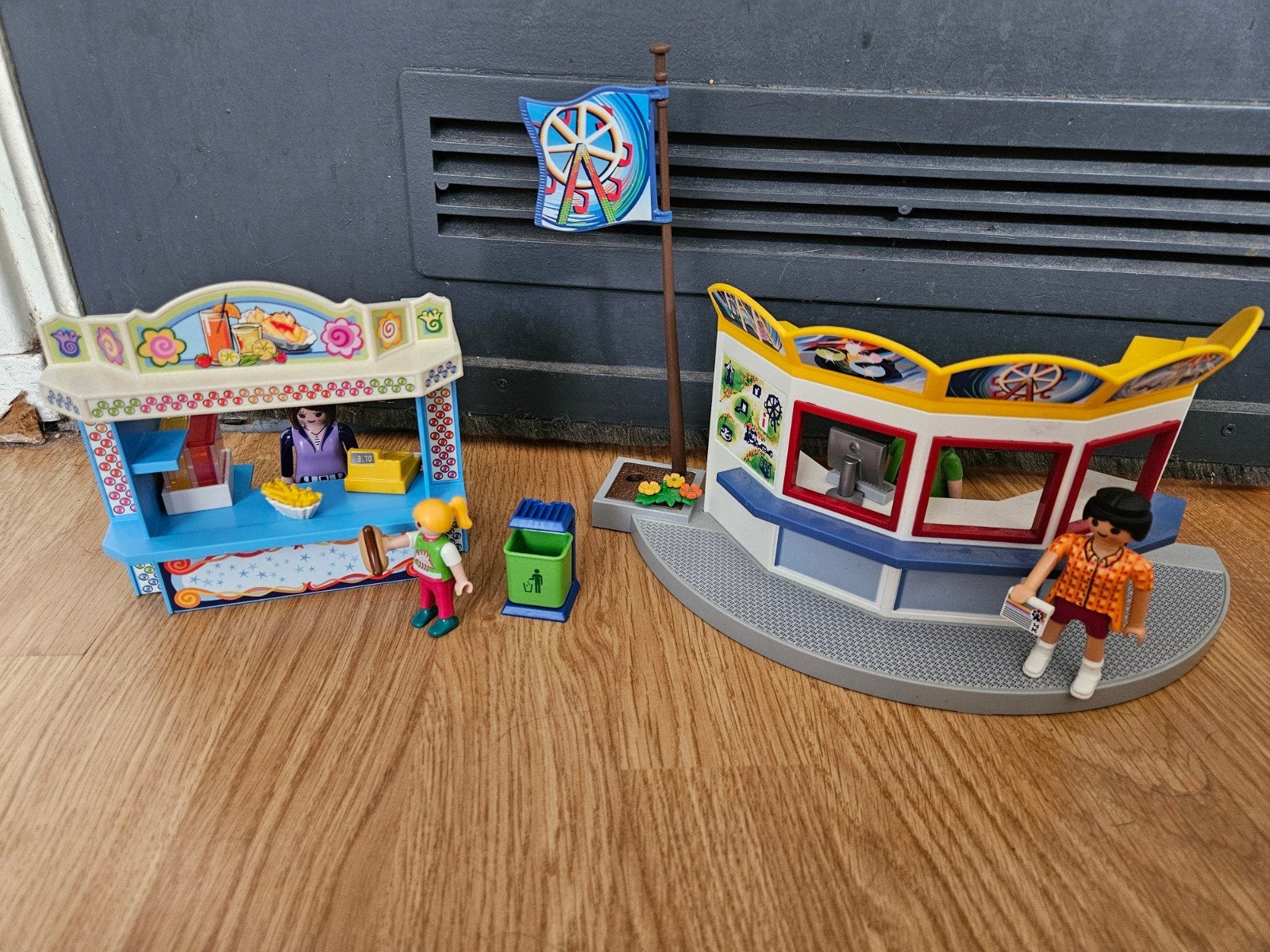 Playmobil kermis kassa entree en snackkraam, Ophalen of Verzenden, Gebruikt, Complete set