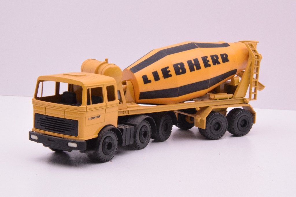Mercedes LP betonmixer '' Liebherr  ''   Conrad, Ophalen of Verzenden, Zo goed als nieuw, Bus of Vrachtwagen, Conrad