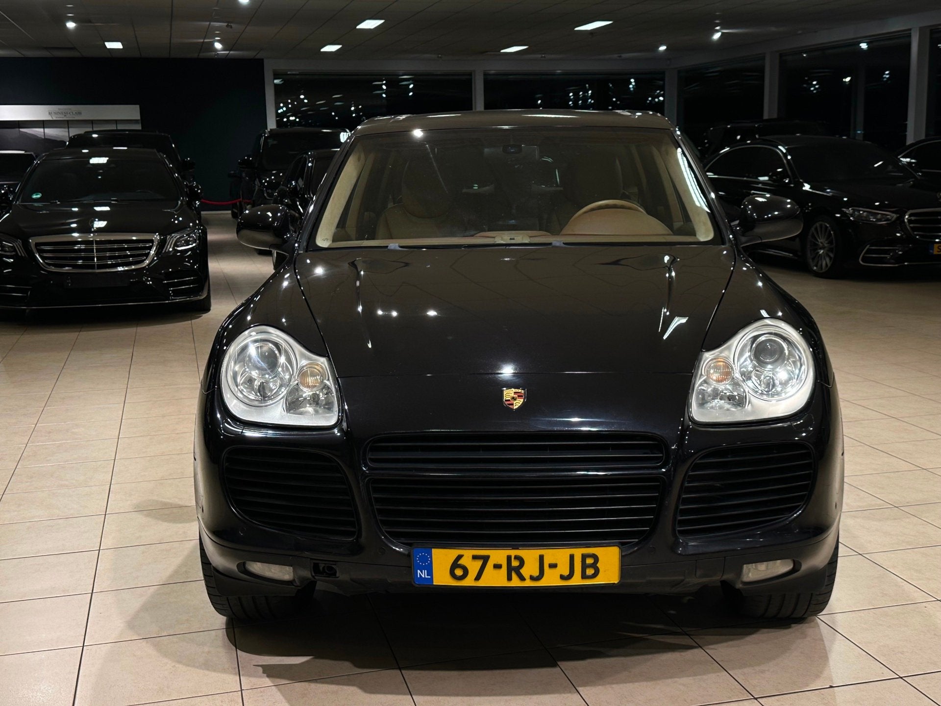 Porsche Cayenne 4.5 Turbo ORIG-NL|Trekhaak|Memory|Bose|Leder, Auto's, Porsche, Automaat, Cayenne, Gebruikt, Zwart