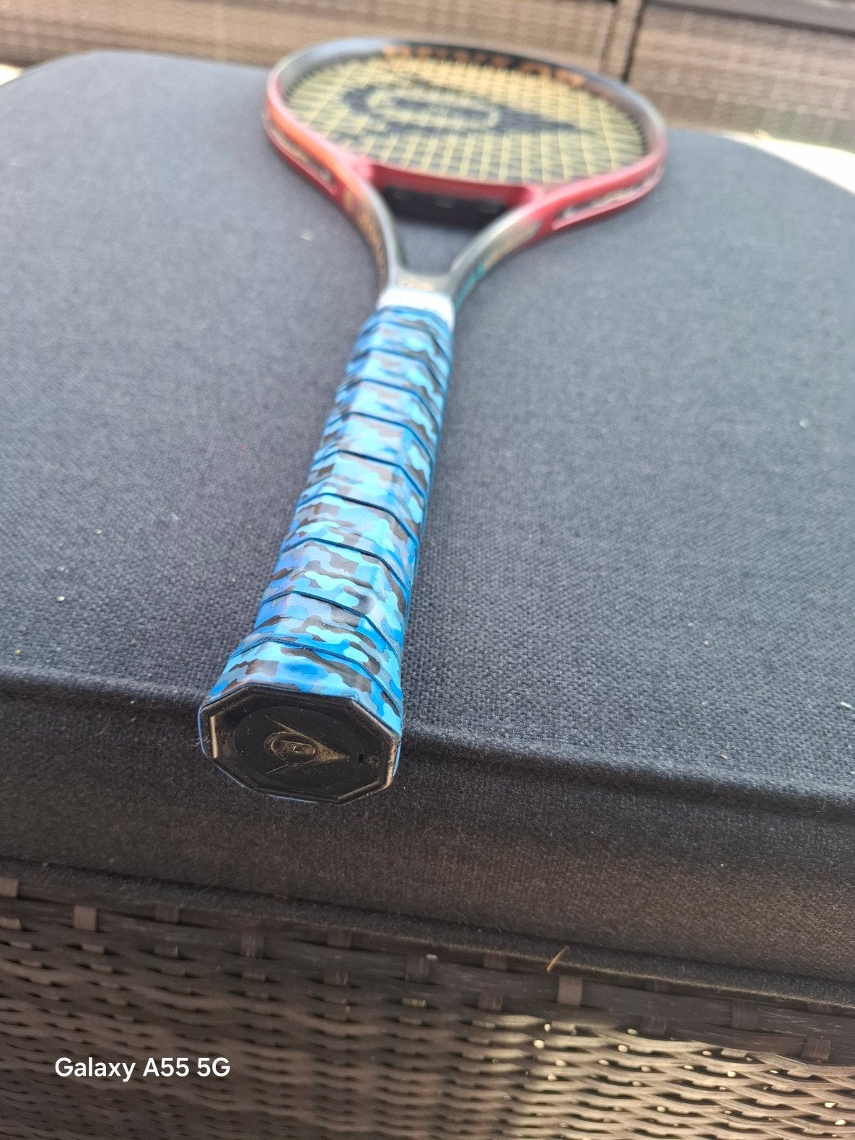 Dunlop Tactical Victory Tennisracket - Gripmaat L3, Sport en Fitness, Tennis, Gebruikt, Dunlop Sports, Dunlop Sports, Unit 1, The Point, Power Park, Erdington, Birmingham, B24 9PW, UK