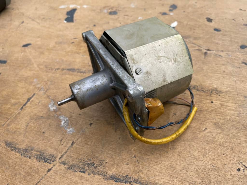 Capstanmotor Revox A-77 B-77, Ophalen of Verzenden, Onderdeel