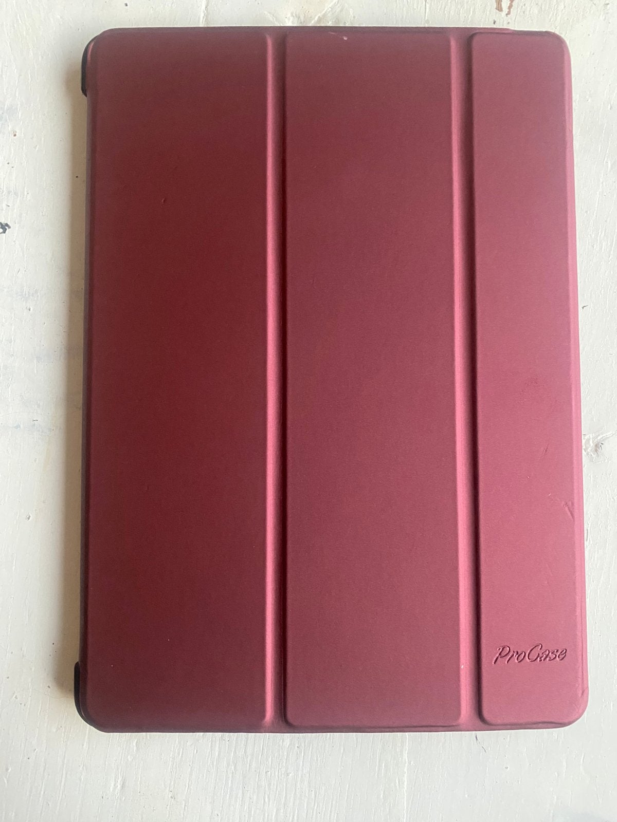Donkerrode ProCase trifold tablet bookcase, Computers en Software, Tablet-hoezen, Ophalen of Verzenden, Nieuw, 10 inch, Overige typen