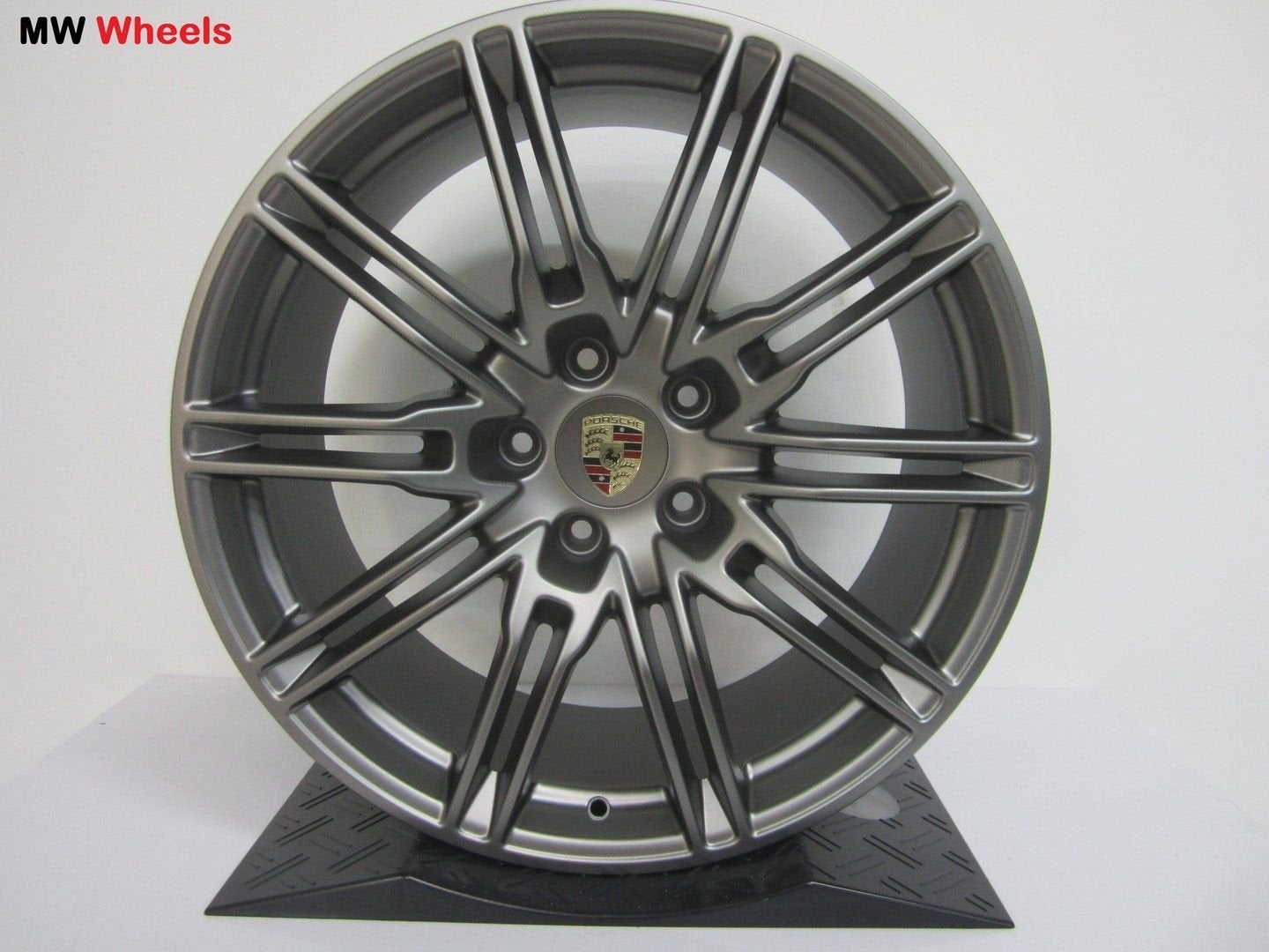 Porsche 21 inch Origineel Cayenne GTS velgen satin grey, Gebruikt, Velg(en), -, -