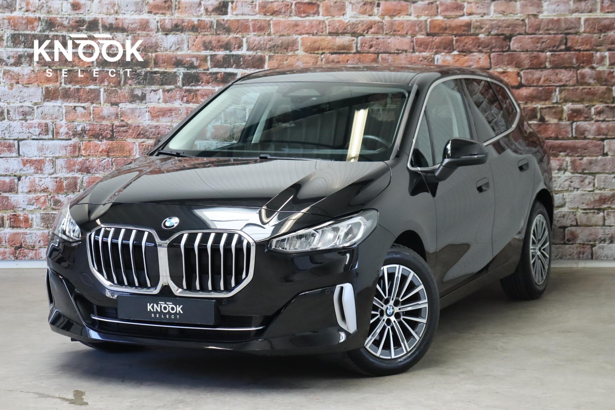 BMW 2-serie Active Tourer 218i Executive Luxury Line Automaa, 136 pk, Gebruikt, 1445 kg, Origineel Nederlands