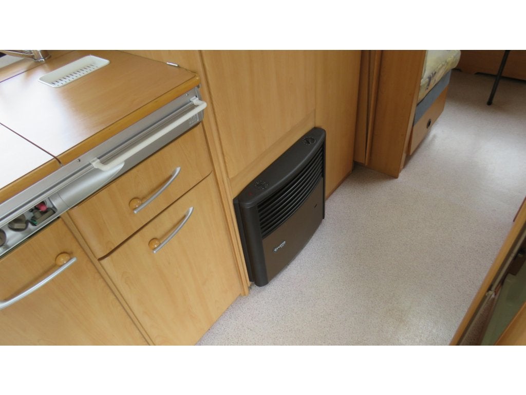Foto 16 van KNAUS SUDWIND 550 TKM BJ 2001 NU €6999