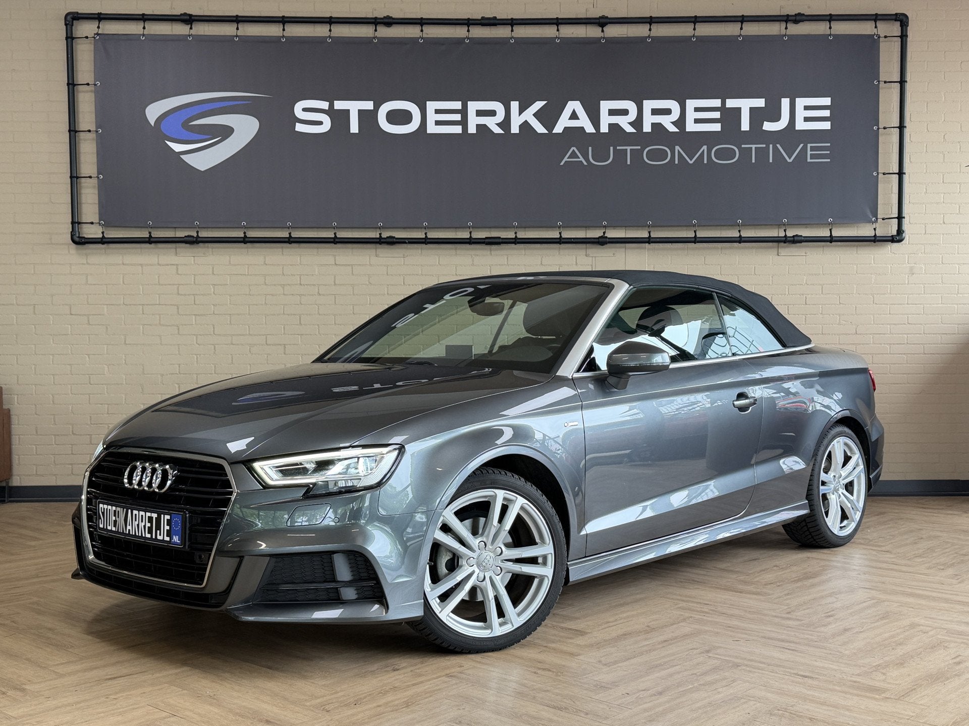 Audi A3 Cabriolet 35 TFSI CoD Advance Sport | S-line | Carpl, Auto's, Audi, Dealer onderhouden, 4 cilinders, 4 stoelen, Origineel Nederlands