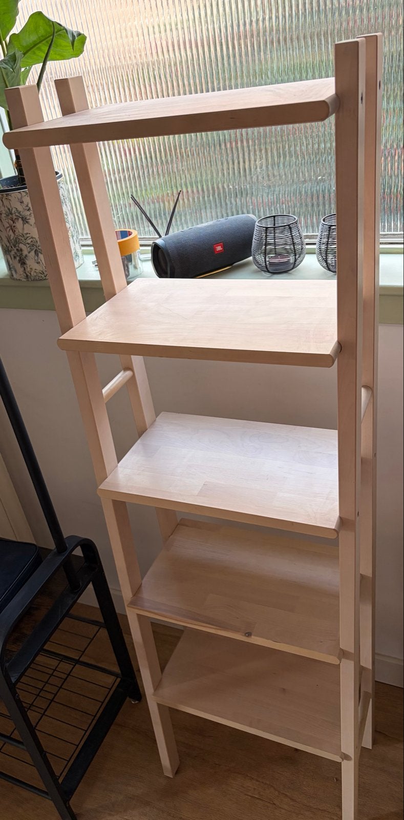 Houten kastje, Ophalen, Gebruikt
