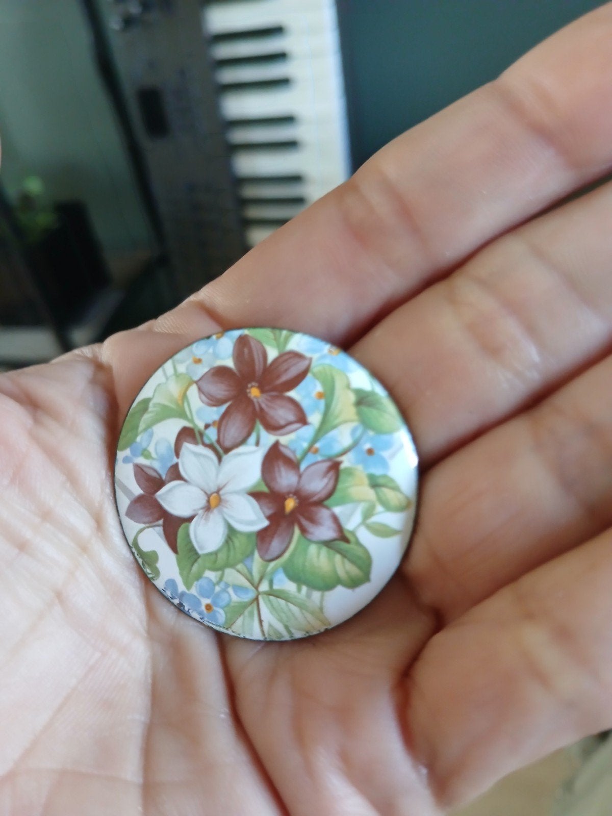 Vintage broche emaille op koper (bloemen) jaren 60/70, Ophalen of Verzenden, Zo goed als nieuw, Overige materialen