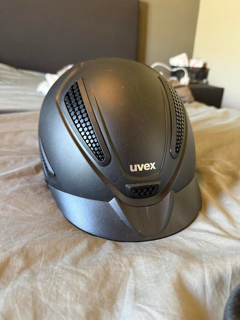 Uvex cap M/L, Dieren en Toebehoren, Ophalen of Verzenden, Zo goed als nieuw, Dressuur