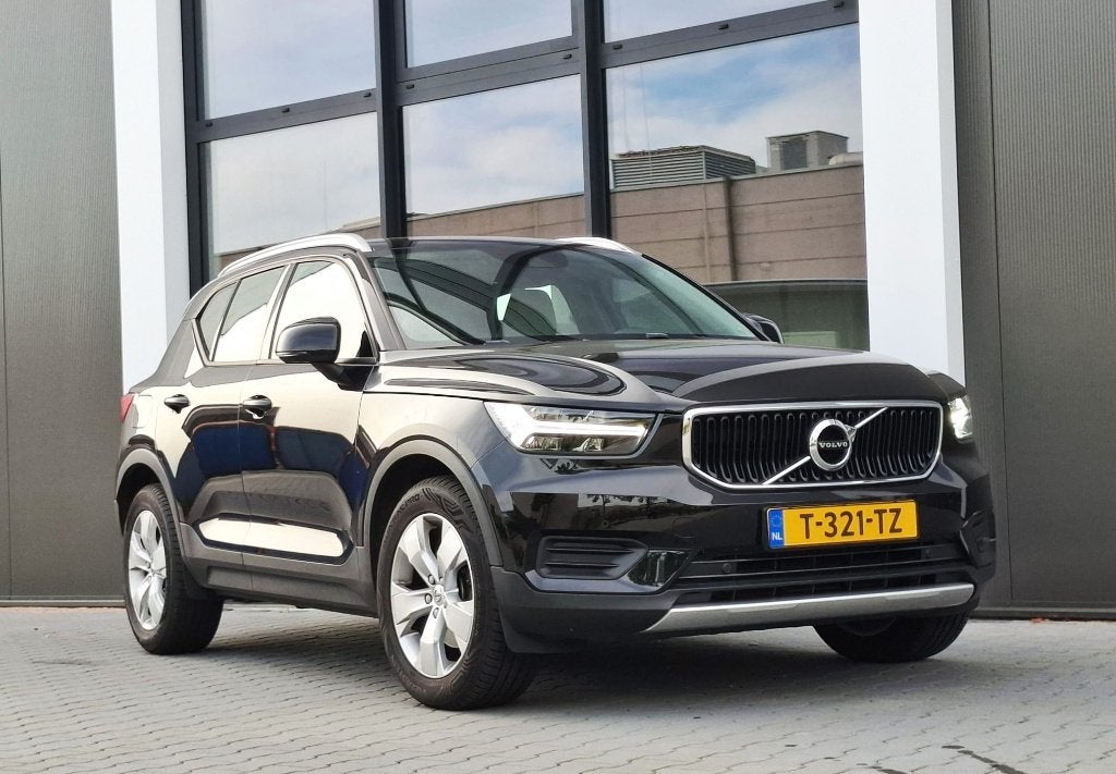 Volvo XC40 2.0 T4 190pk l Camera l 2019 l Harman Kardon, 15 km/l, 1800 kg, 1969 cc, Leder en Stof
