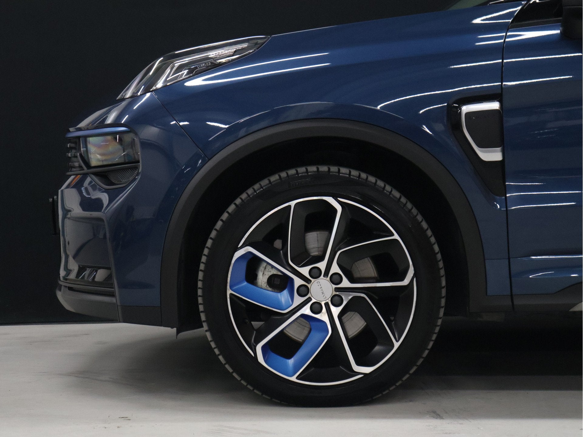 Lynk & Co 01 1.5 [SCHUIFKANTELDAK, TREKHAAK, APPLE CARPLAY,, Auto's, Stof, Blauw, 120 €/maand, Origineel Nederlands