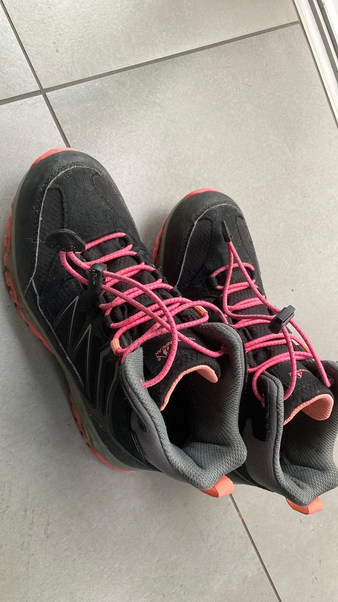 Mountain Peak wandelschoenen - waterdicht - maat 34, Ophalen of Verzenden, Gebruikt, Schoenen