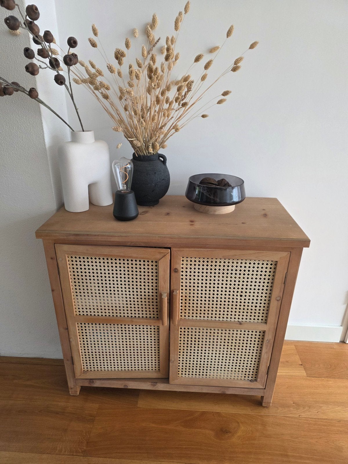 Houten kastje met rotan deuren, Ophalen, Boho, Scandinavisch, 50 tot 100 cm, 25 tot 50 cm