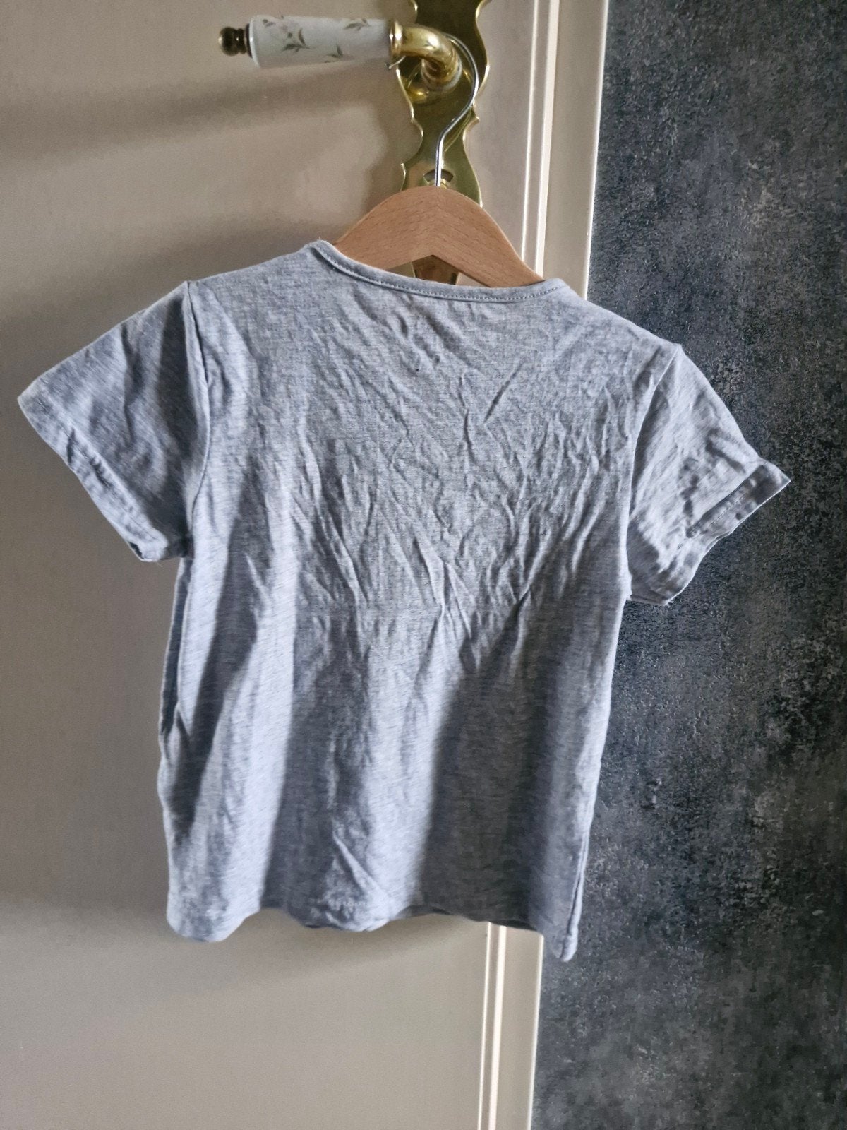 Grijs effen tshirt maat 116, Onbekend, Ophalen of Verzenden, Zo goed als nieuw, Onbekend