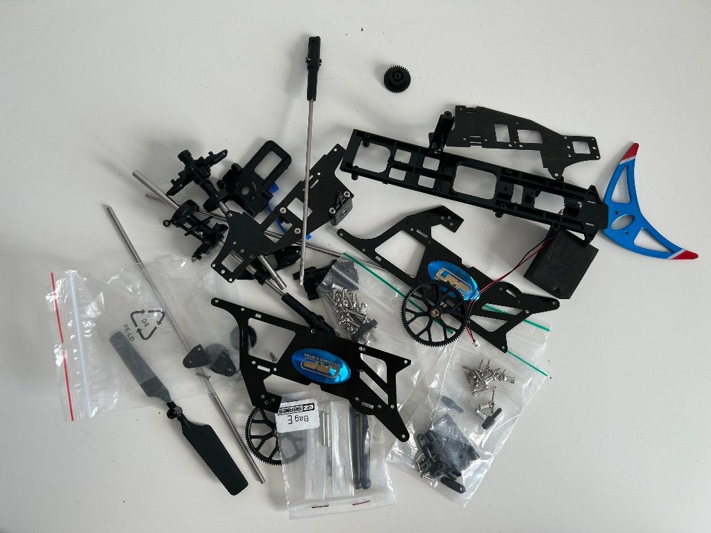 Lotje LRP helicopter onderdelen rc modelbouw, Ophalen, Gebruikt