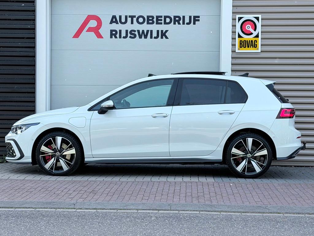 Volkswagen Golf 1.4 eHybrid GTE Pano/Leer/HuD/Matrix, 12 maanden, Gebruikt, 4 cilinders, Wit