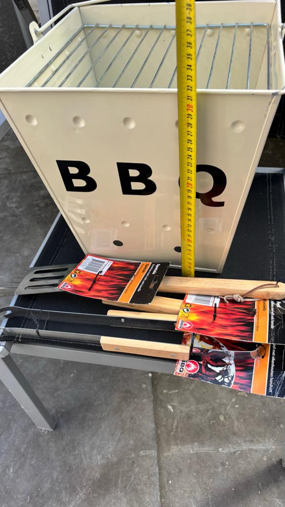 BBQ met accessoires - Nieuw in verpakking, Ophalen, Nieuw