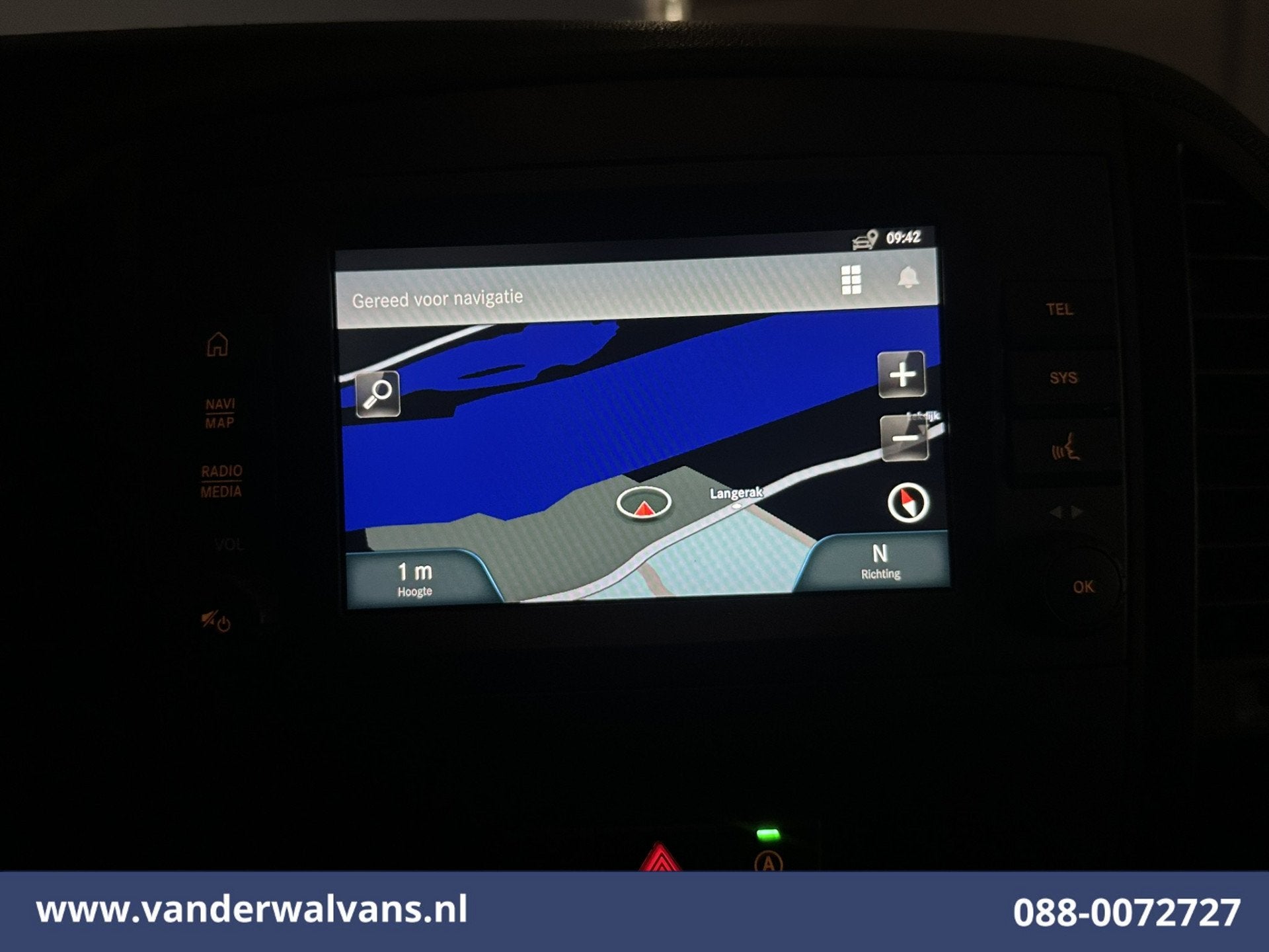 Mercedes-Benz Vito 114 CDI 136pk L2H1 Euro6 Airco | Camera |, Dealer onderhouden, Gebruikt, 2000 kg, Wit