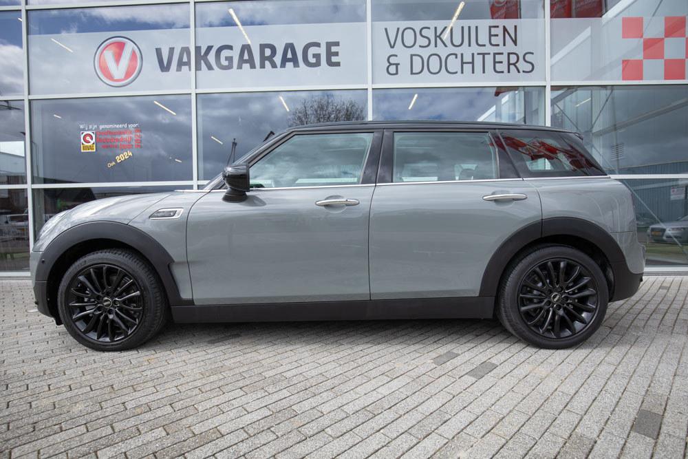 Mini Mini Clubman 1.5 Cooper Knightsbridge | Panoramadak | L, 12 maanden, 136 pk, Gebruikt, Automatische klimaatregeling