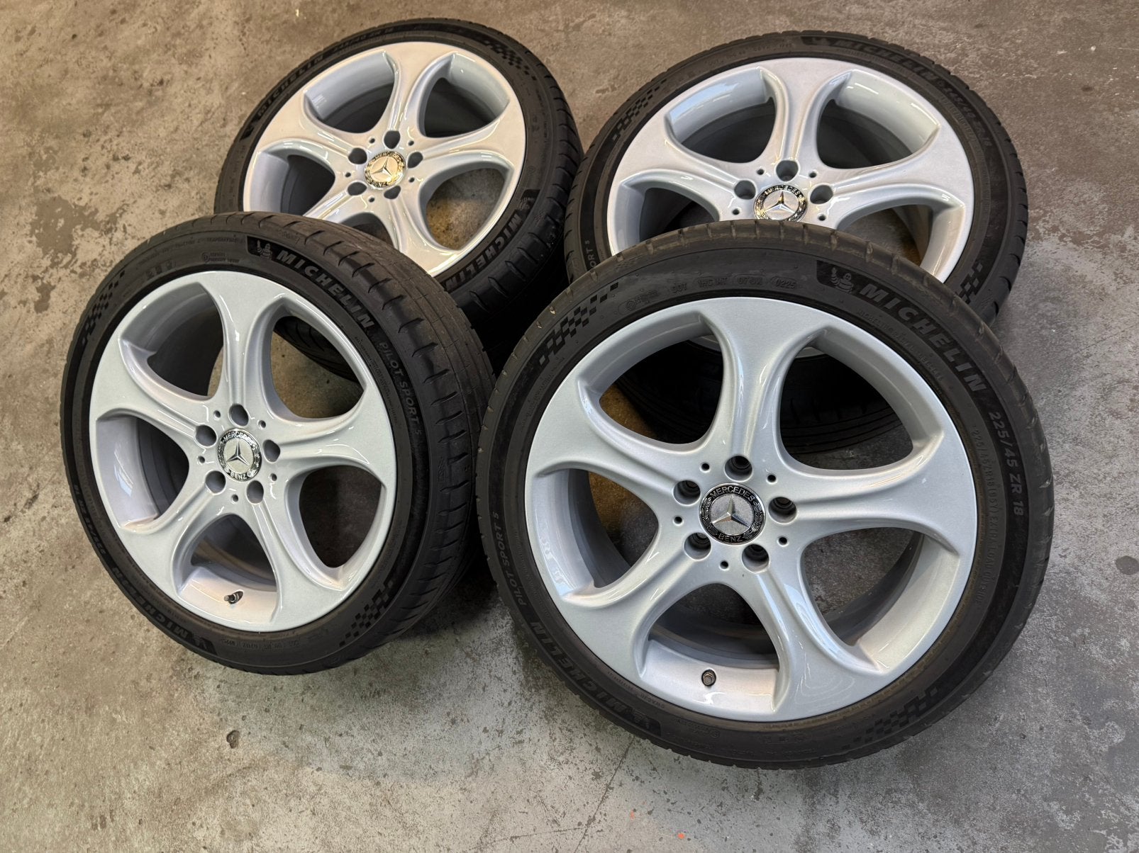 ✅18 Inch Breedset Mercedes Velgen 5x112 A C E Klasse CLA AMG, 18 inch, Gebruikt, Banden en Velgen, Ophalen of Verzenden