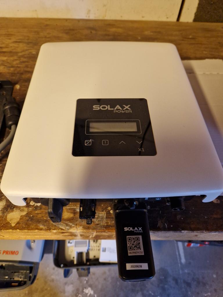Solax Power Omvormer - 3 jaar oud, Ophalen, Gebruikt, Overige typen
