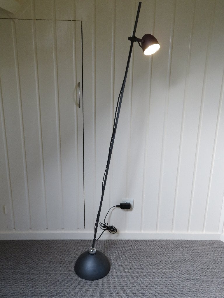Moderne vloerlamp, Ophalen, Zo goed als nieuw, Modern, Metaal