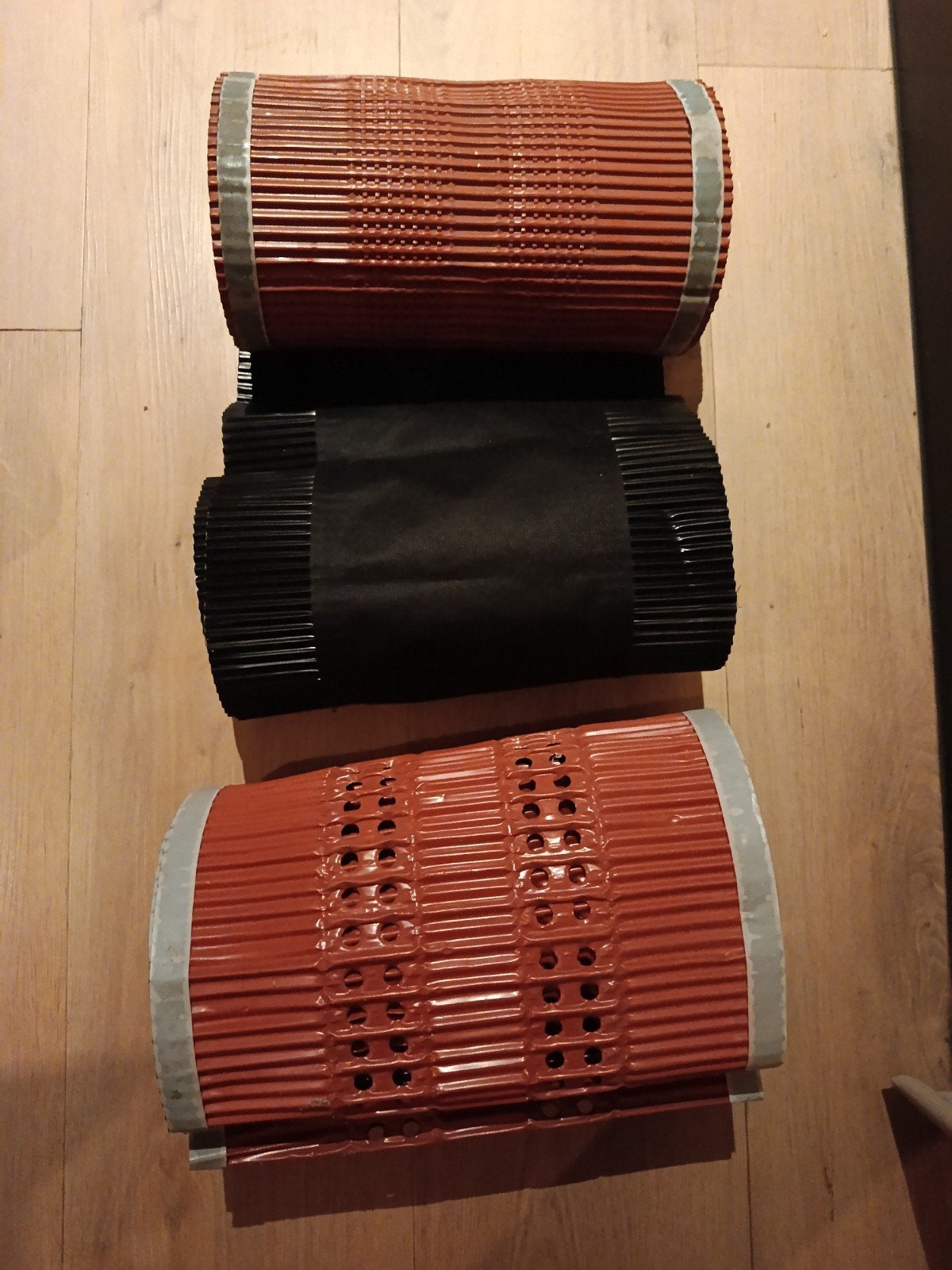 Ondervorst - 3 soorten dakventilatie, Kunststof, Overige typen, Ophalen of Verzenden, Zo goed als nieuw