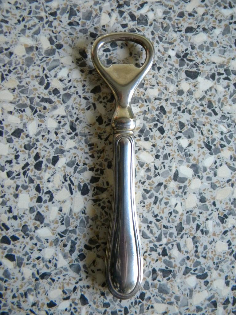 ANTIEKE FLESOPENER VERZILVERD, FLESSENOPENER ANTIEK, Ophalen of Verzenden